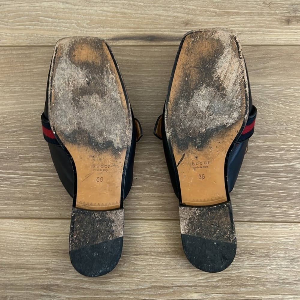 Black leather mules, in good condition and normal wear and tear. No box - Picture 2 of 4